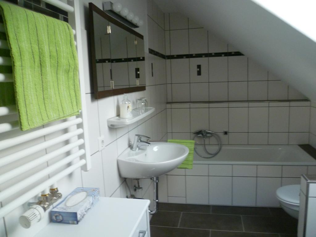 Ferienwohnung Storchenblick Herbolzheim Zimmer foto