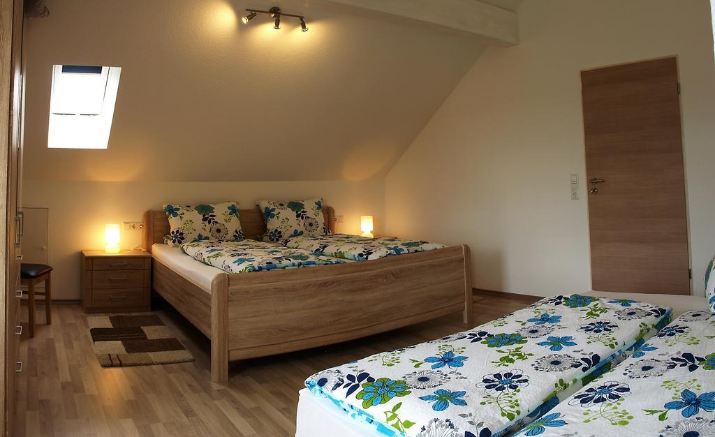 Ferienwohnung Storchenblick Herbolzheim Exterior foto